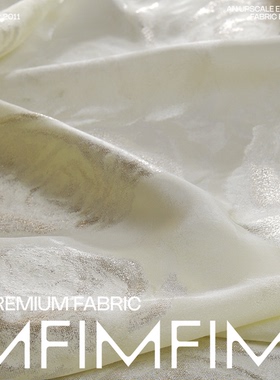 意大利提花 85%真丝 15%PM重工提花直邮进口淡黄色面料 幅宽140CM