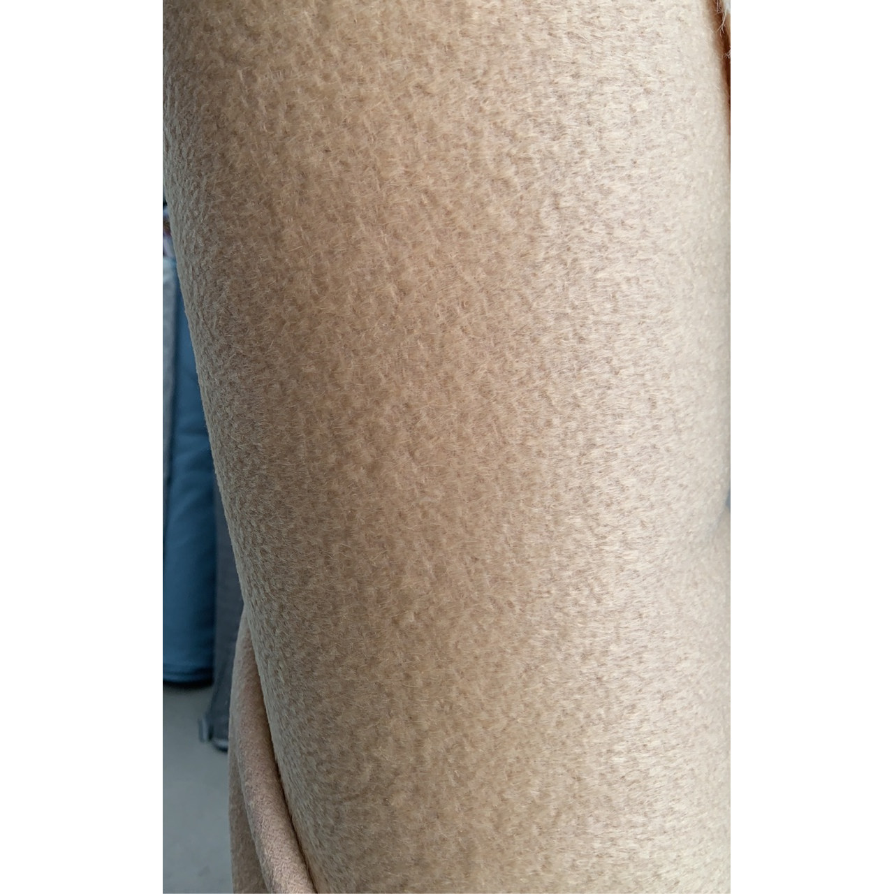 阿尔巴卡羊驼绒面料秋冬中厚纯色毛料服装大衣布料 宽153CM735/GM