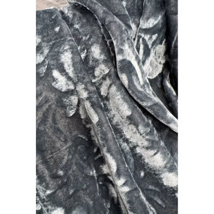 服装 布料 面料幅宽133cm 真丝丝绒提花 ARM.P