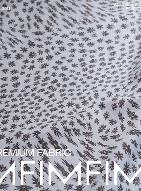 英国PS日本生产小花布 高支高密棉质面料蓝底黑色印花 宽110CM