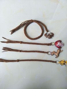 纯牛皮小鞭子钥匙扣鞭子短鞭子装饰防身挂包包饰品钥匙扣样式随机