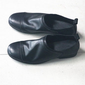 轻柔脚感 轻薄透气 无内里头层牛皮套脚休闲鞋 如穿袜子般 男鞋