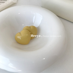 可愛鵝黃少女愛心銀耳釘獨特甜妹桃心個性 耳夾耳環 糯嘰嘰 Heeyo