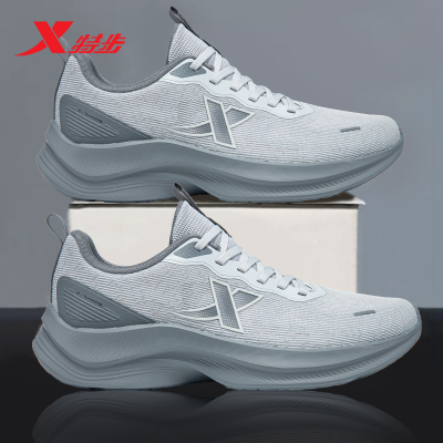 特步男鞋跑步鞋男款时尚透气新款