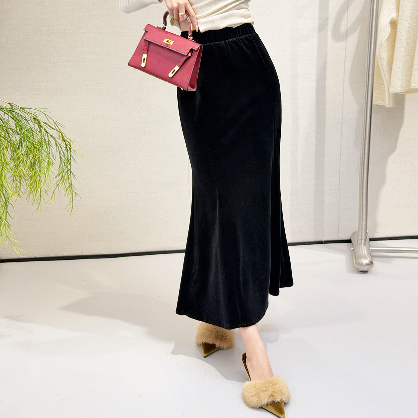 【新品88折】金丝绒半身鱼尾裙百搭高腰弹力修身大摆中长裙女秋冬