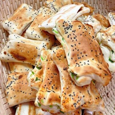 苏北特产手工潮牌单饼洛馍锅贴碳烤饼烤排灌云新沂宿迁沭阳特产