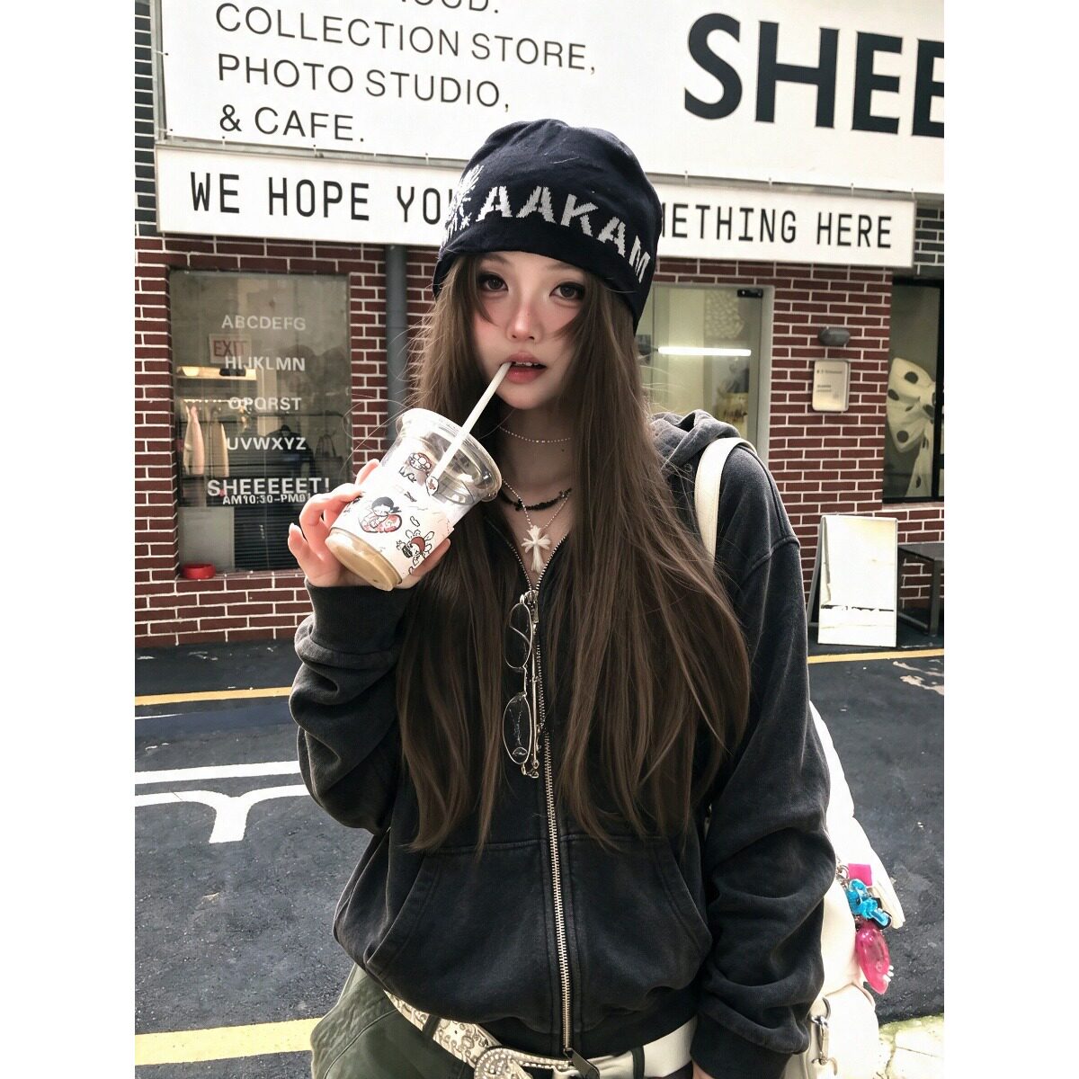 美式复古炒盐做旧黑色连帽卫衣女秋季新款慵懒风短款拉链开衫外套图片