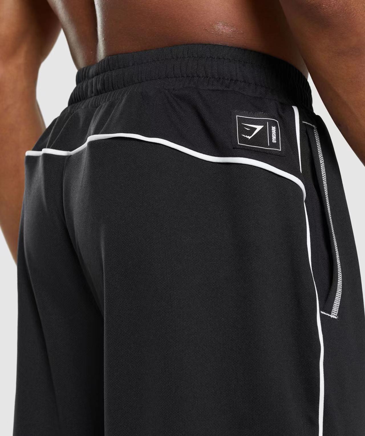 正品现货 GYMSHARK RECESS BASKETBALL男子网眼健身短裤中裤