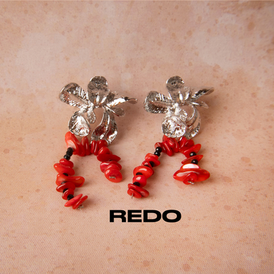 REDO银色花朵红色串珠耳钉