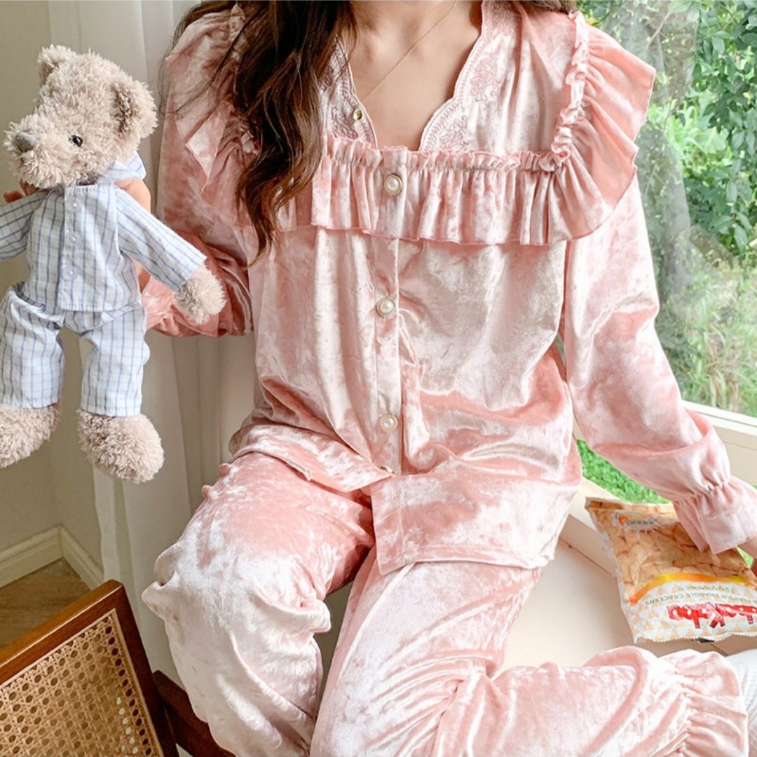 金钻绒蕾丝睡衣女士秋冬V领长袖睡衣/家居服套装