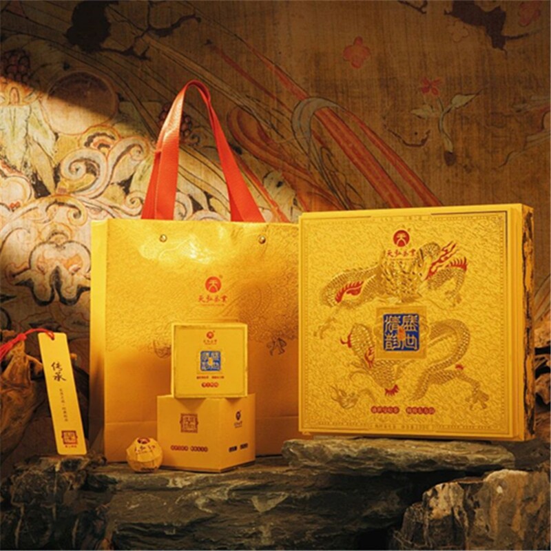 曼松古树普洱茶王 陈年老茶生茶春茶 国风高级礼盒装 甄选正品
