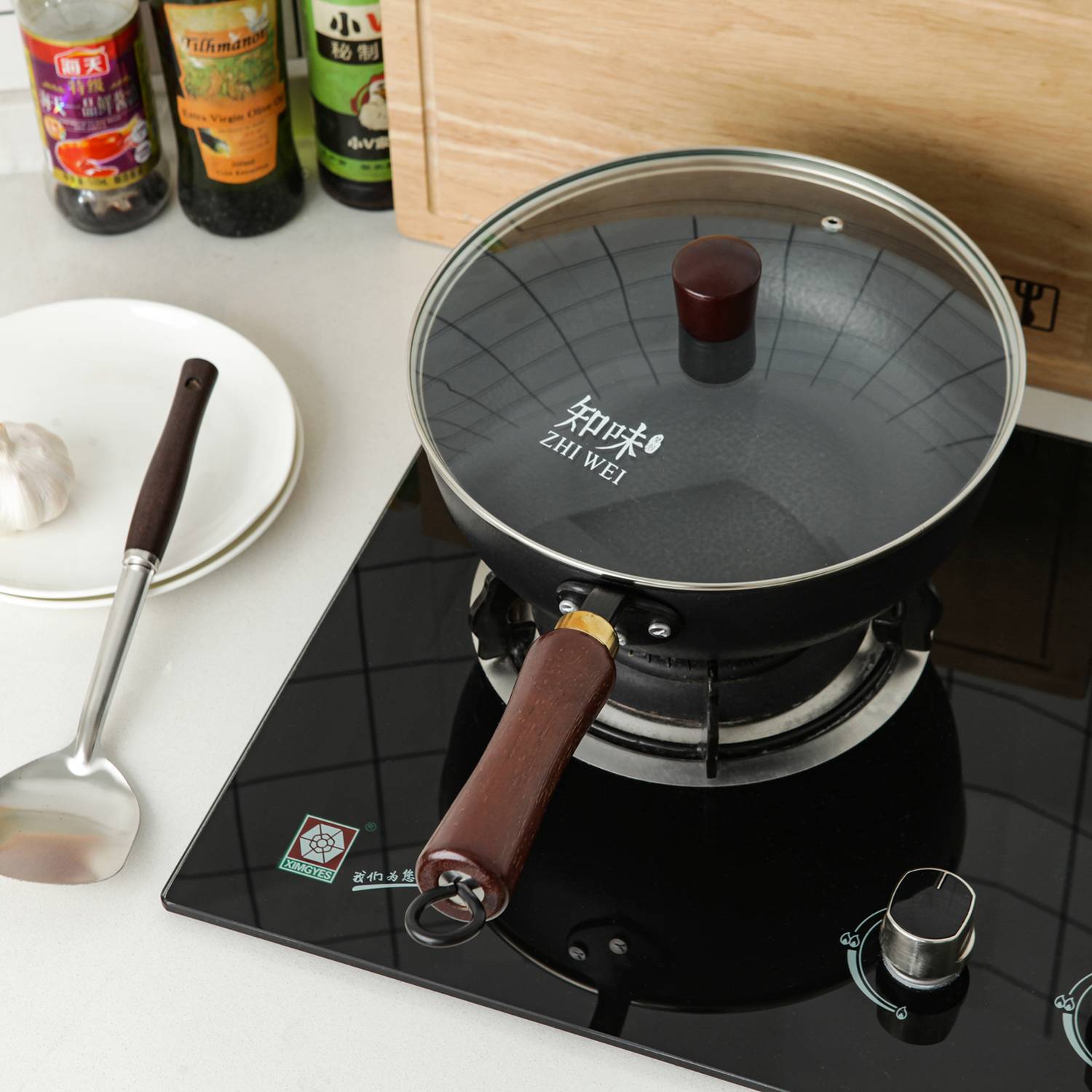 知味锤纹小铁锅不粘锅家用无涂层炒菜锅电磁炉燃气通用24cm带锅铲