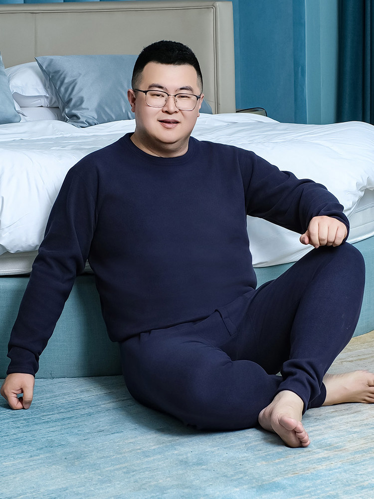 뚱뚱한 남자의 새로운 가을 겨울 가을 옷과 가을 바지에 뚱뚱한 특대 남자의 플러스 벨벳 두꺼운 보온 속옷 세트로 추운 겨울을 예방할 수 있습니다