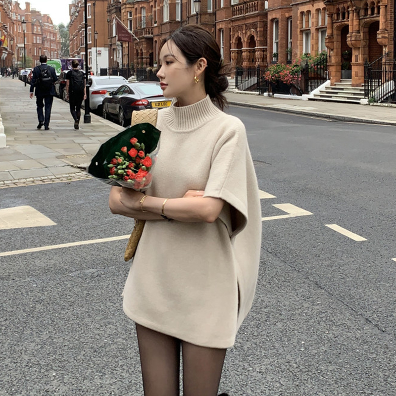 半高领无袖设计感披肩针织衫