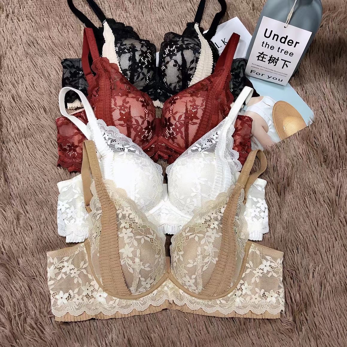 性感蕾丝内衣女小胸聚拢调整型软绵绵中厚无钢圈小胸聚拢内衣套装