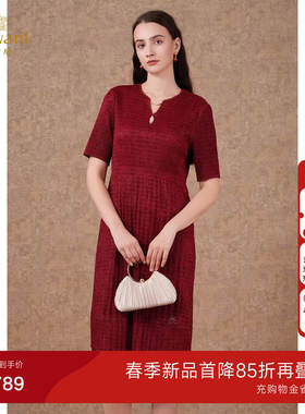 乔万尼2026商场同款收腰连衣裙洋气时尚压褶蕾丝显瘦设计EM1E150