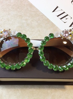 明星同款金属钻猫眼太阳镜个性潮