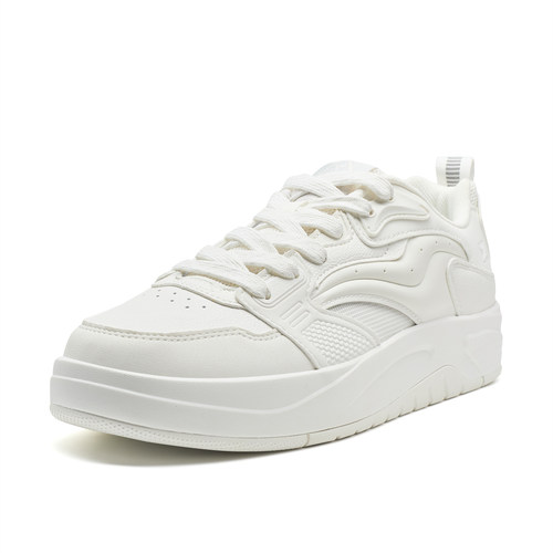 特步男鞋板鞋低帮系带轻便休闲鞋