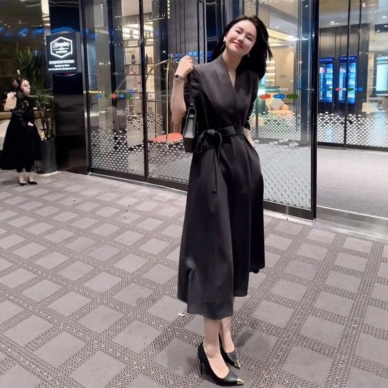 气质长裙高级感厅里厅气黑色连衣