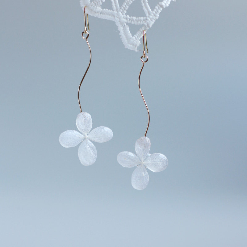 hana手作小众设计绣球永生花朵耳钉长款气质耳坠ins风白色耳饰品,饰品/流行首饰/时尚饰品新,耳环,淘宝优惠券,粉丝福利购,淘宝优惠卷