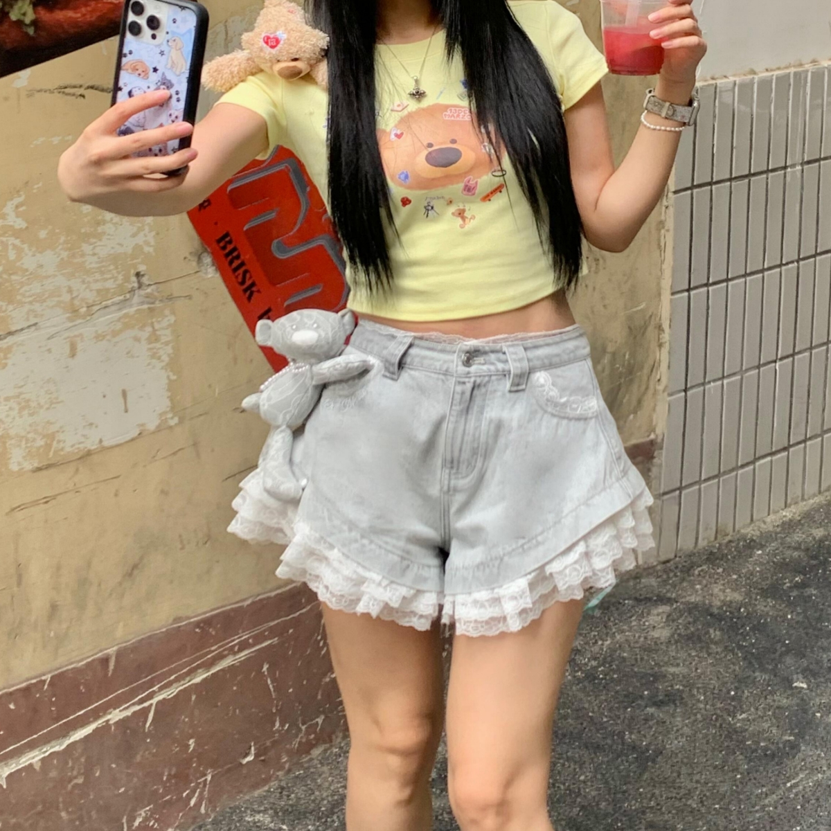 美式复古小熊玩偶蕾丝拼接牛仔短裤女2025春夏新款高腰阔腿热裤潮