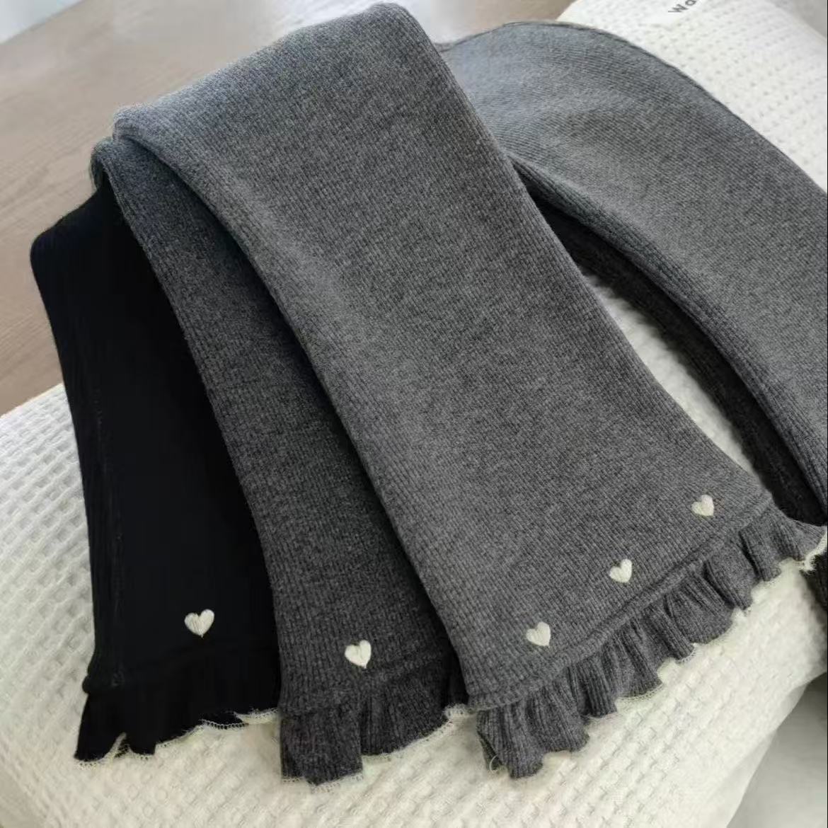 女童冬季加绒加厚喇叭裤儿童纯棉绣花打底裤宝宝保暖柔软舒适长裤