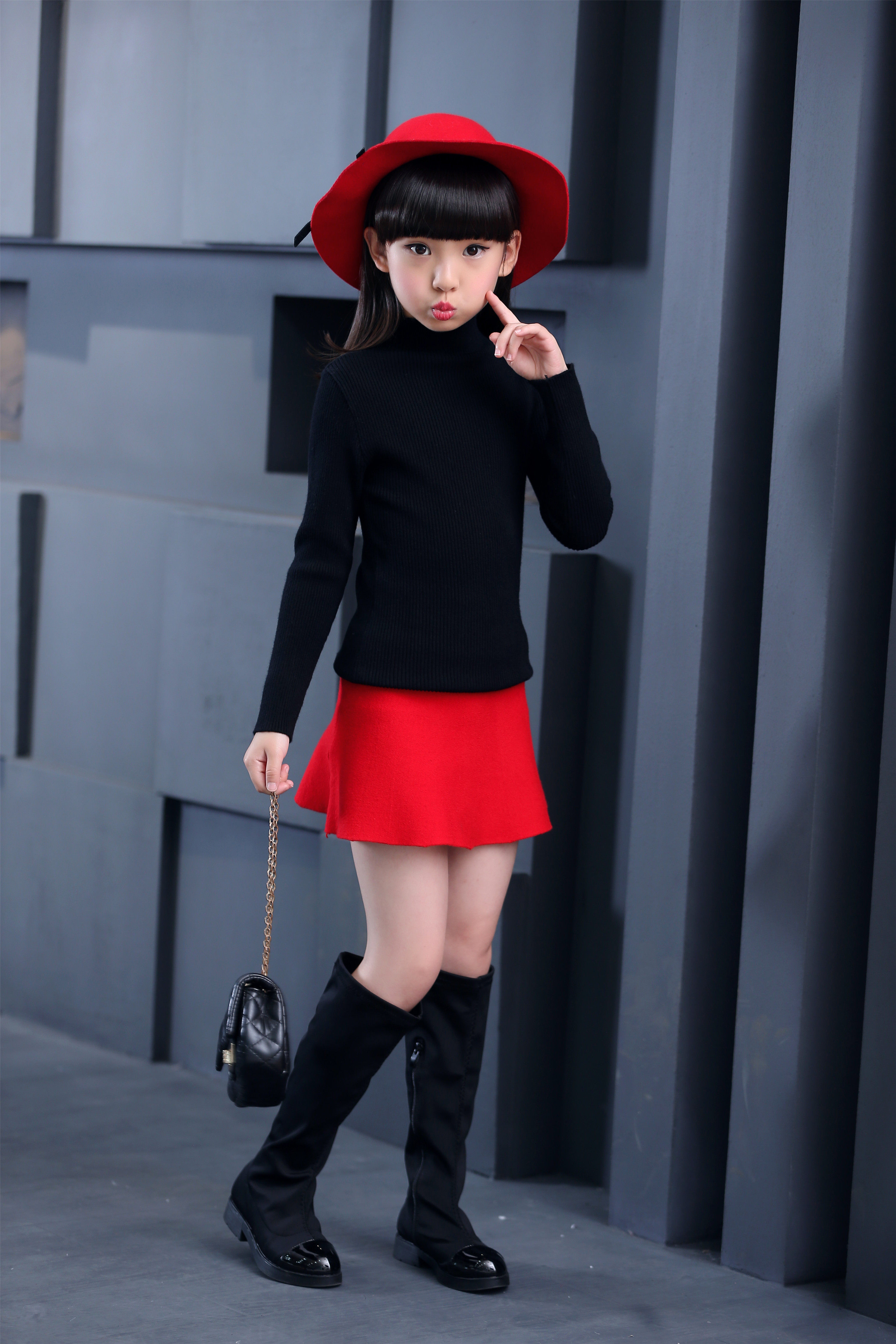Pull fille - Ref 2104464 Image 1