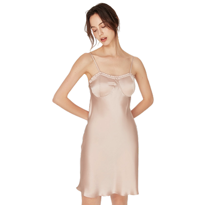 珊目尔2026年新款真丝吊带纯欲风