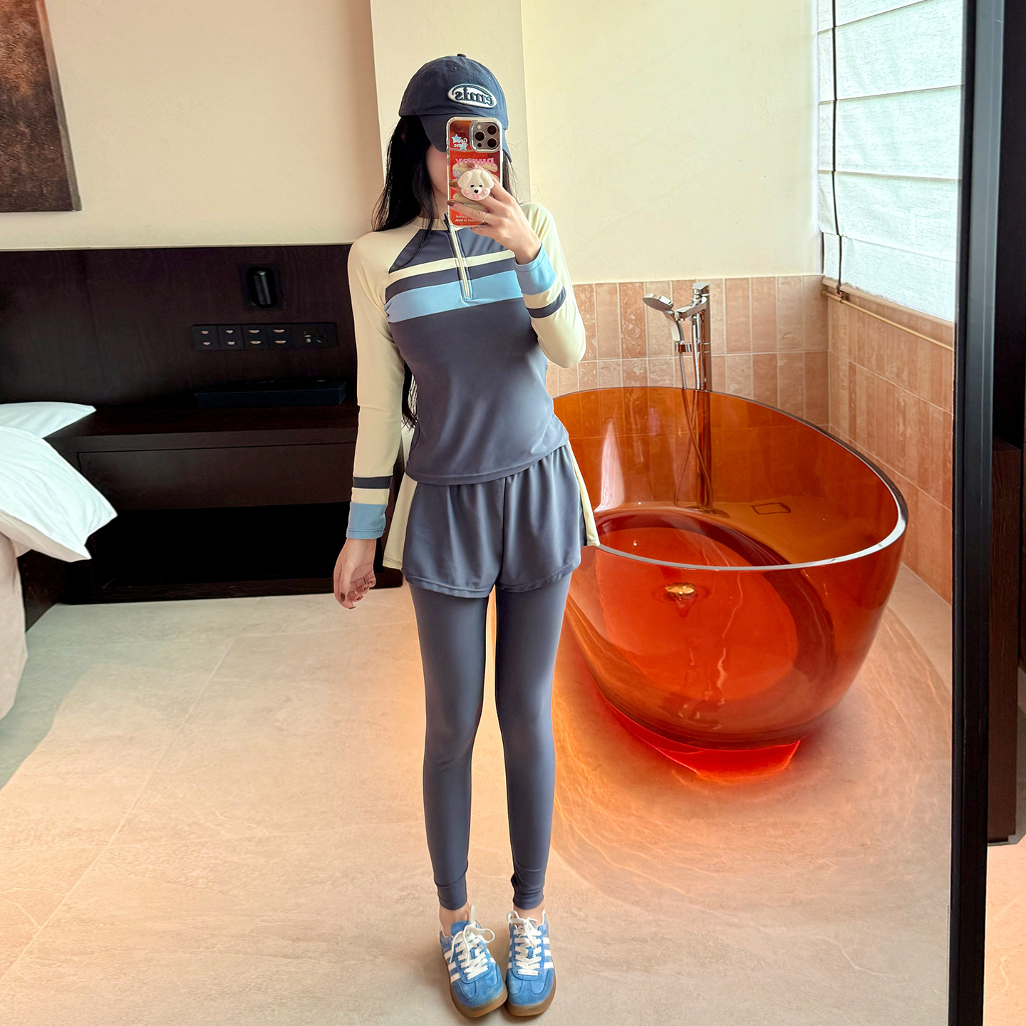 分体式泳衣女保守2026新款长袖长裤高级感遮肚显瘦海边度假泳装女