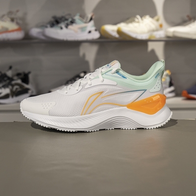 李宁男子减震跑鞋回弹透气