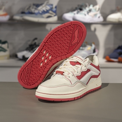 李宁系带女子低帮滑板专业鞋