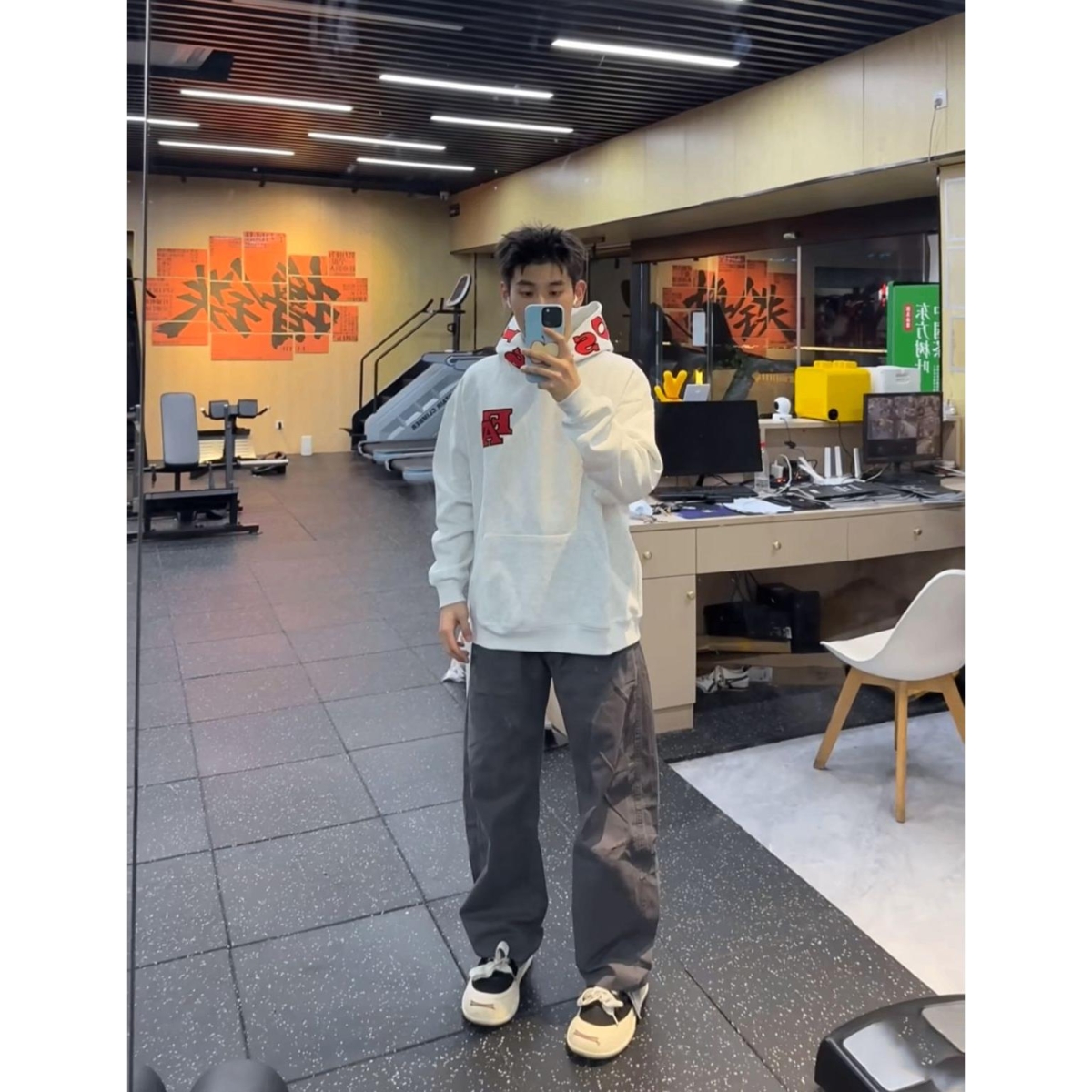 美式高街潮牌贴布刺绣字母卫衣