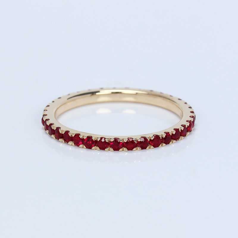 18K金天然鸽血红宝石满圈排戒