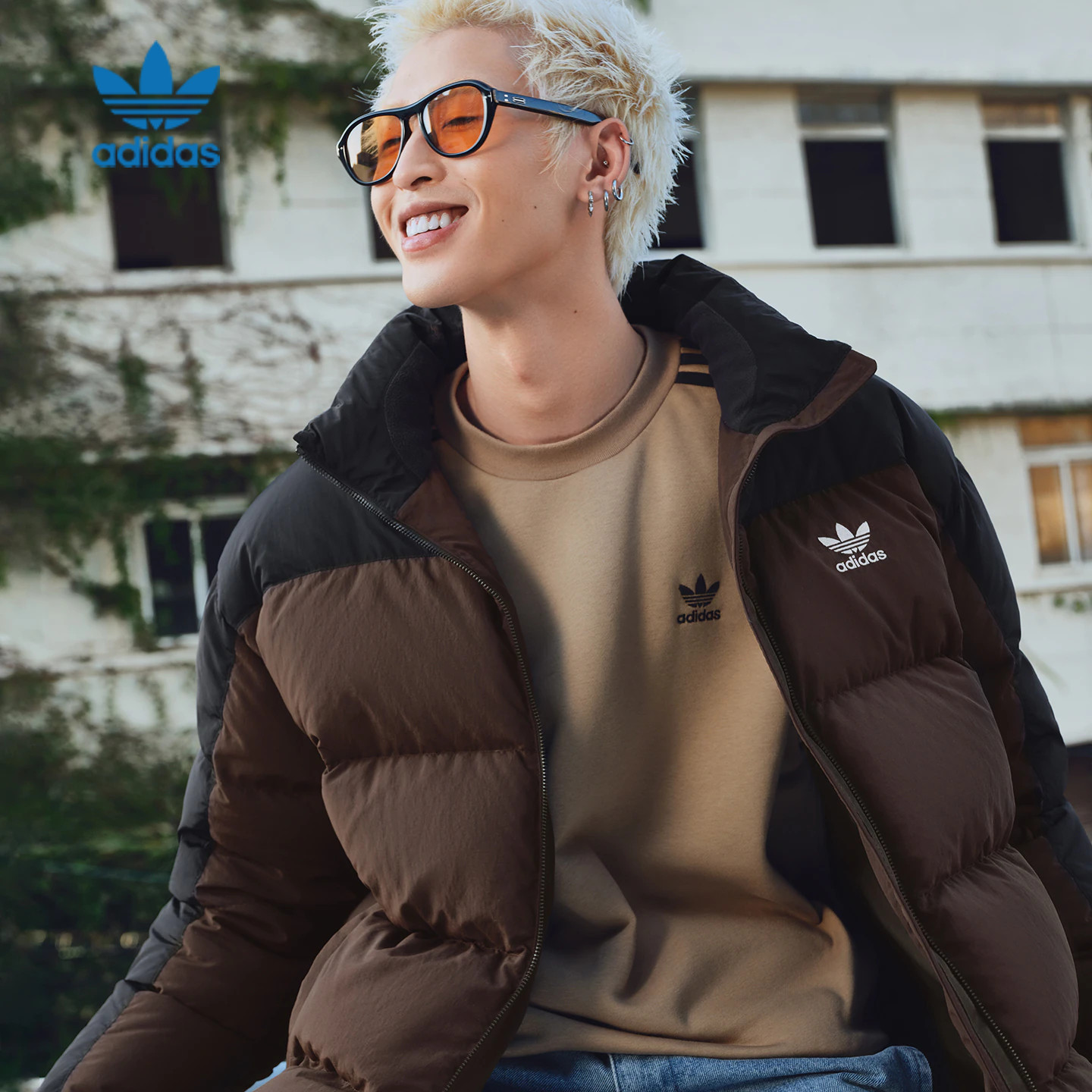 adidas阿迪达斯三叶草鸭绒羽绒服冬装拼色保暖排骨面包服 KS