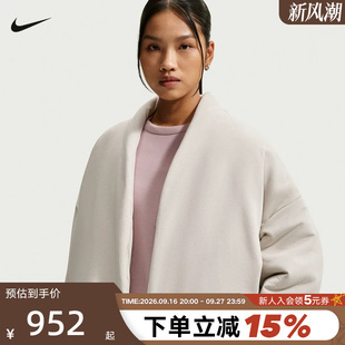 Nike耐克女子短款棉服外套宽松廓形保暖夹克简约棉衣IQ9358-236