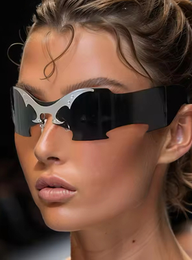 凹造型未来科技感朋克墨镜女超酷