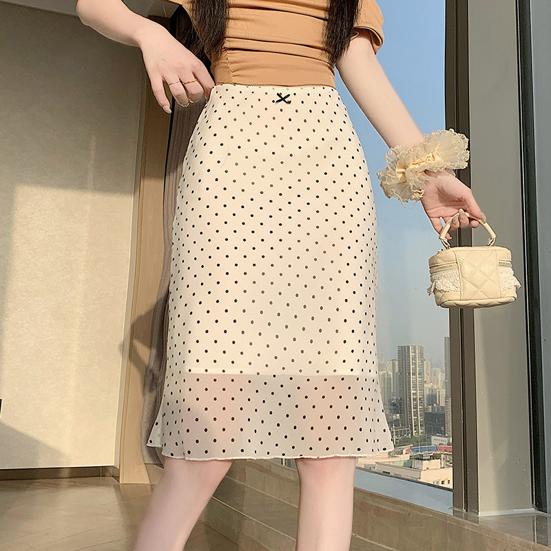 实拍a字半身裙女2026新款夏季白色波点高腰气质法式小众裙子女