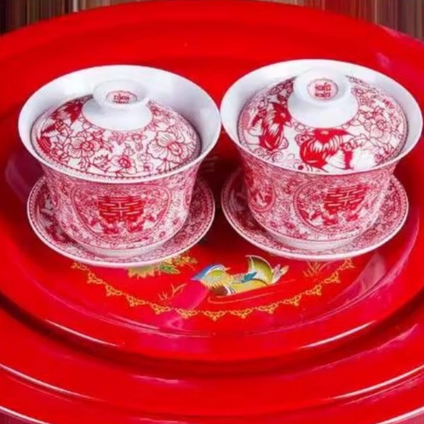 婚庆圆形大红色盘子敬茶托盘结婚喜庆喜字茶盘糖果盘水果盘搪瓷盘