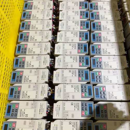 议价JSCC变频器A025（250w）可维修