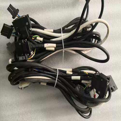 议价LC1D32M7C 白色老款 20只（与雨机械）