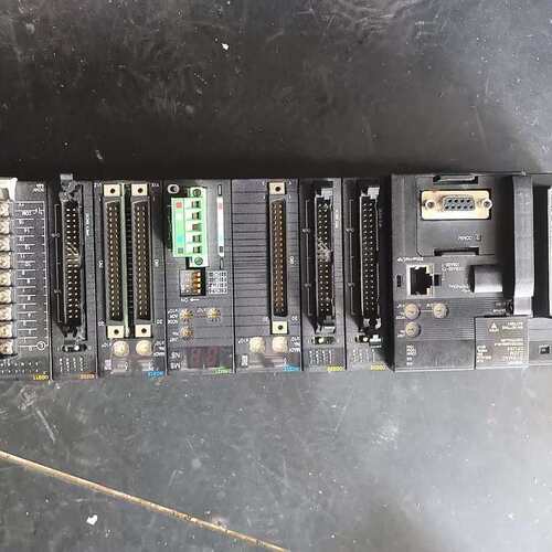 议价PLC CJ2M-CPU34一组成色