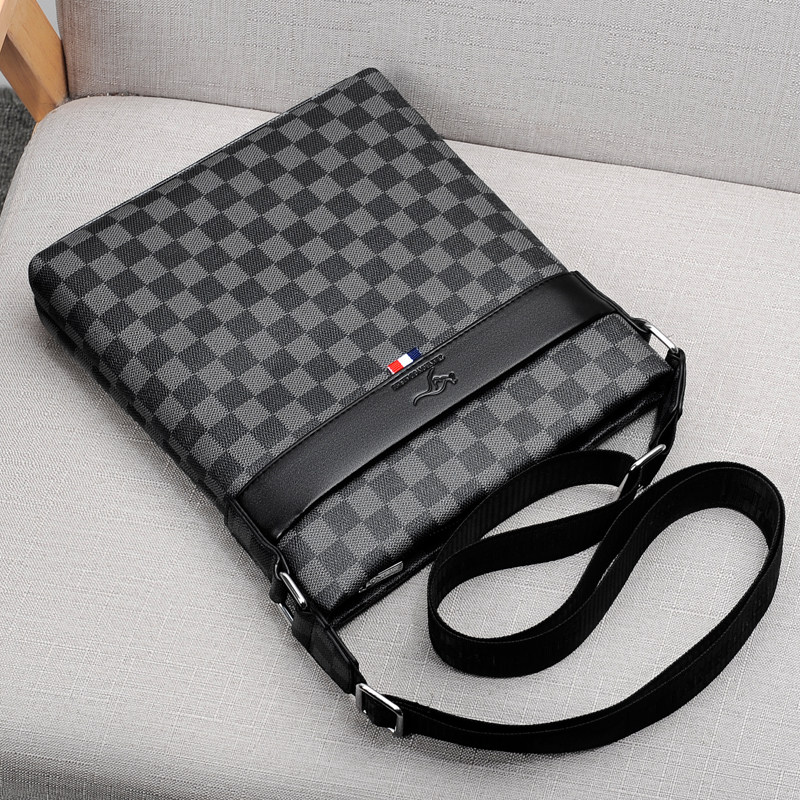 男士包包单肩包青年竖款斜挎包男包休闲格子背包时尚潮流小挂包新
