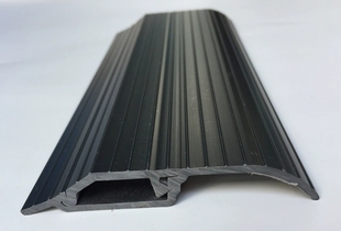 高低压条PVC材质地毯压边条电影院台阶灯KTV