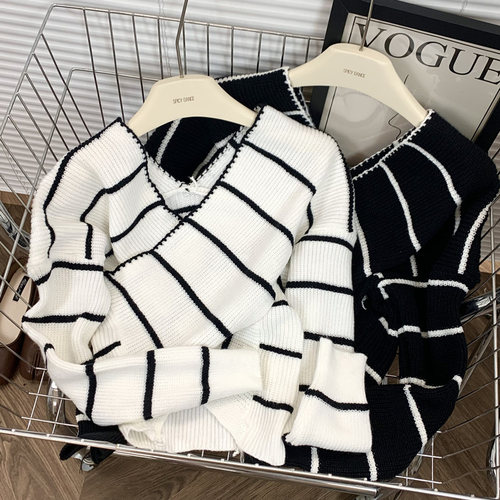 性感一字肩上衣女秋冬设计感