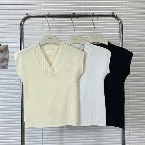 时尚修身显瘦短袖夏季针织衫V领