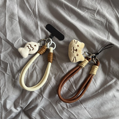 潮款猫咪小鱼手机壳垫片手腕绳相机ccd钥匙通用挂件miu系风挂饰