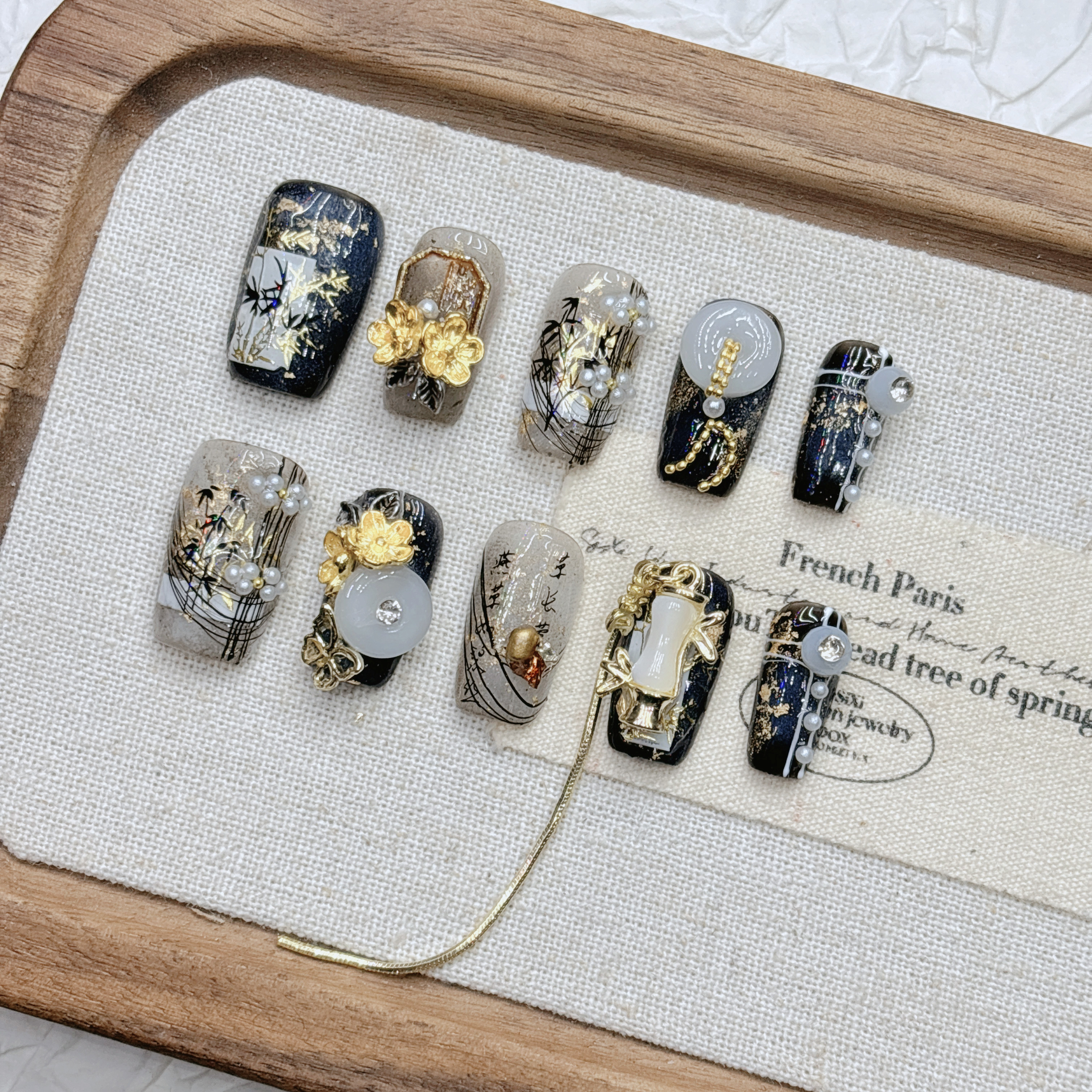 新中式国风秋冬新品纯手工穿戴甲轻奢复古流苏2026新年短方中杏仁,彩妆/香水/美妆工具,穿戴甲/甲片,淘宝优惠券,粉丝福利购,淘宝优惠卷