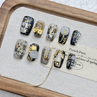 新中式国风秋冬新品纯手工穿戴甲轻奢复古流苏2026新年短方中杏仁