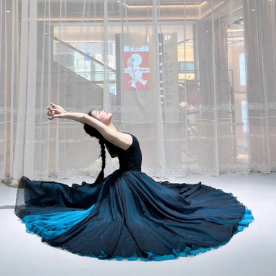 墨雨云间双层720度两面穿大裙摆