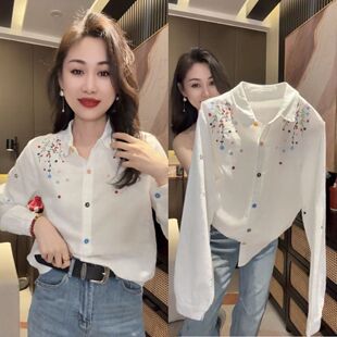 2026春装新款刺绣碎花衬衫女长袖翻领白色衬衣通勤风百搭开衫上衣